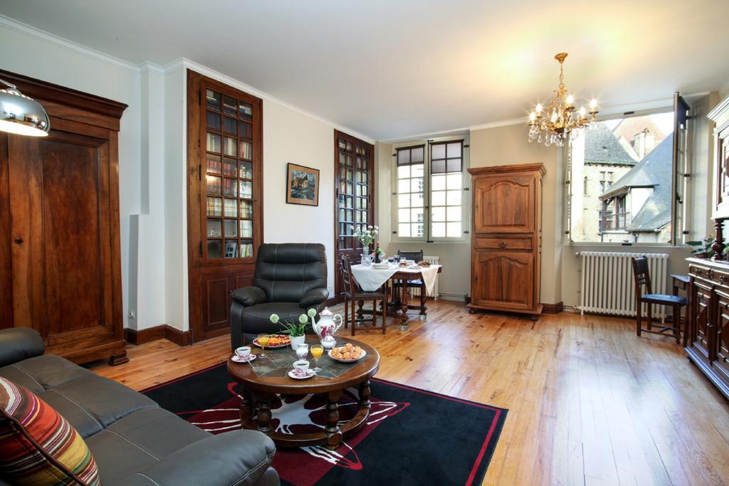 In Sarlat Luxury Rentals, Medieval Center - Maison Fenelon Sarlat-la-Canéda Exterior photo